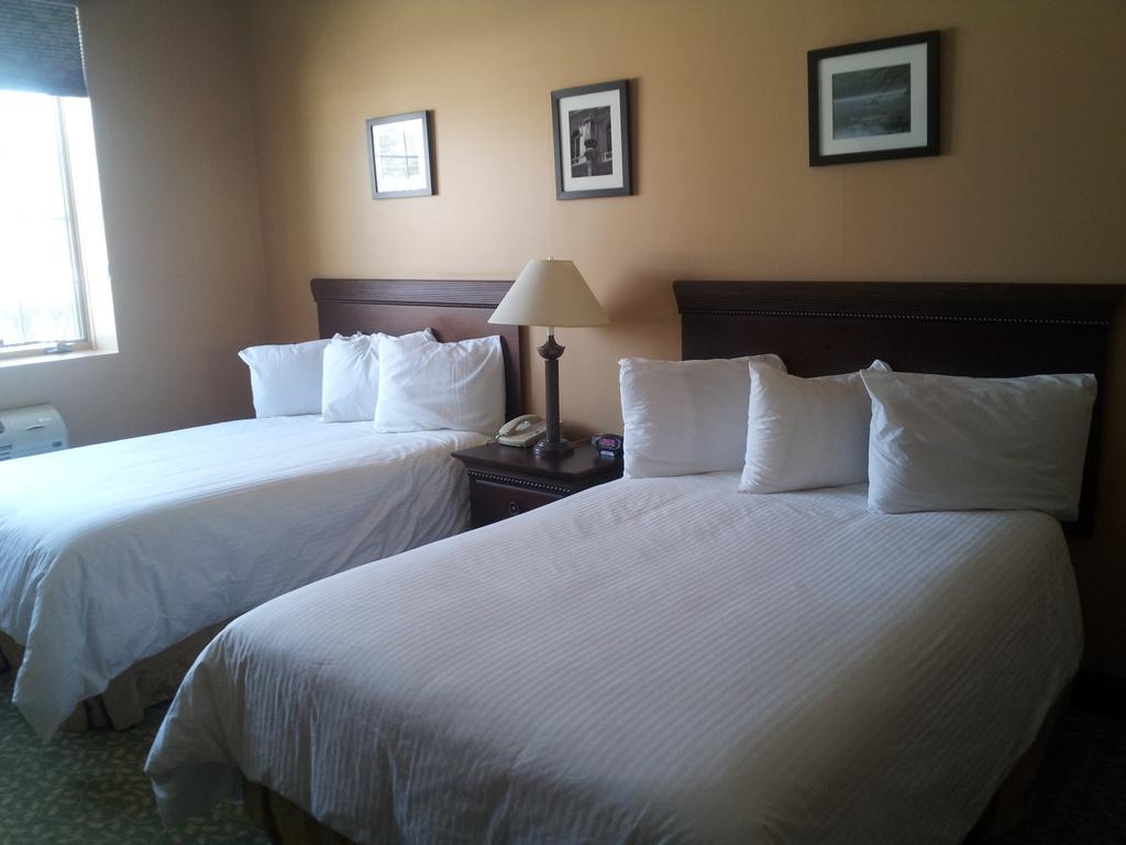 Belvedere Inn Schenectady - Albany Room photo